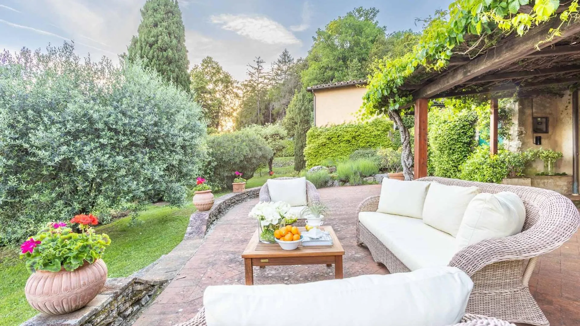 Villa Morello Farmhouse لوكا
